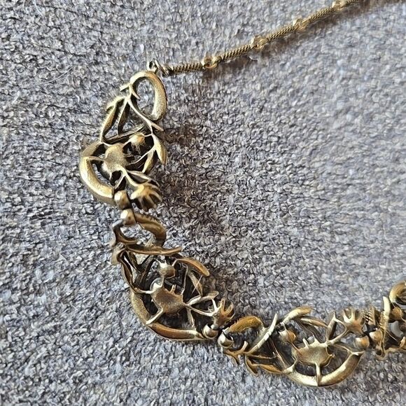 1960s Coro Necklace Gold Tone Faux Pearl Crystals Rhinestone 16.5" Adjustable - Picture 7 of 10